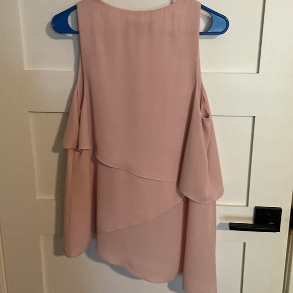 EUC Karen Kane Blush Pink blouse Sz Medium 2/$25 - Picture 5 of 5